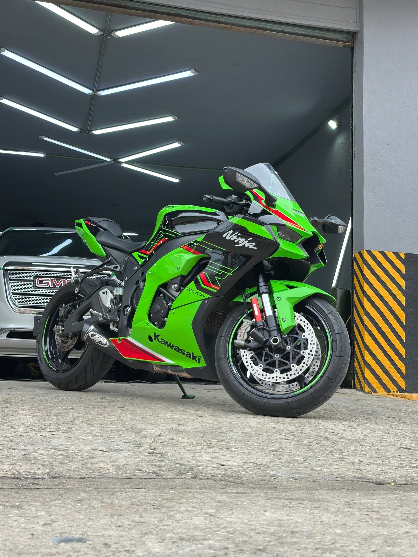 2023 Kawasaki zx10 nina 1000