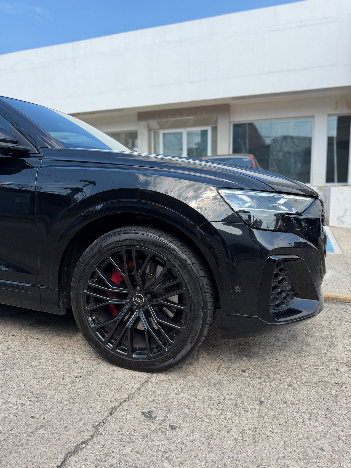 2025 Audi Q8 E PHEV