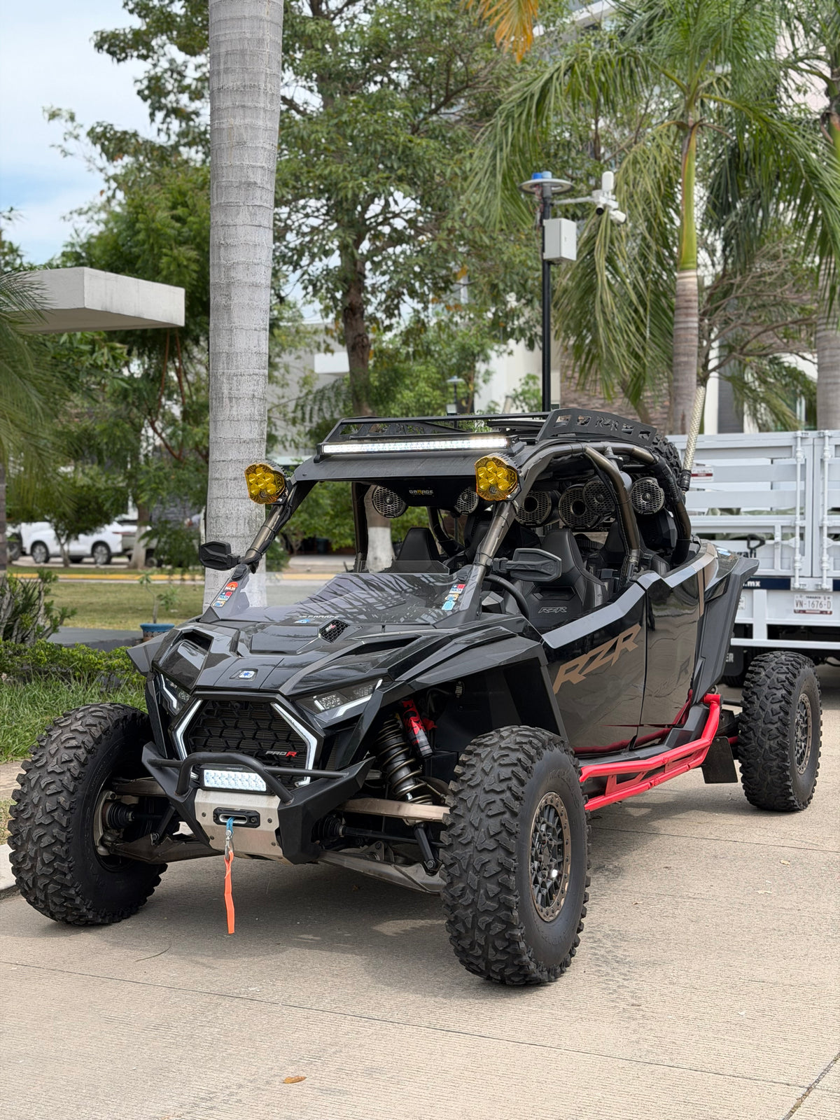 2025 Polaris RZR PRO R