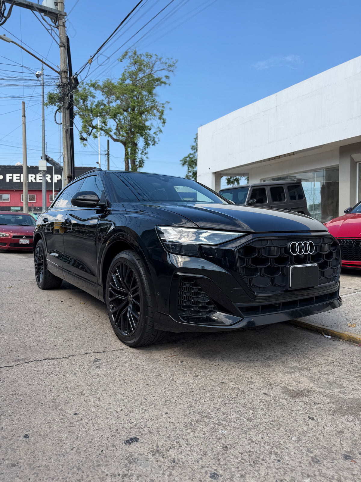 2025 Audi Q8 E PHEV