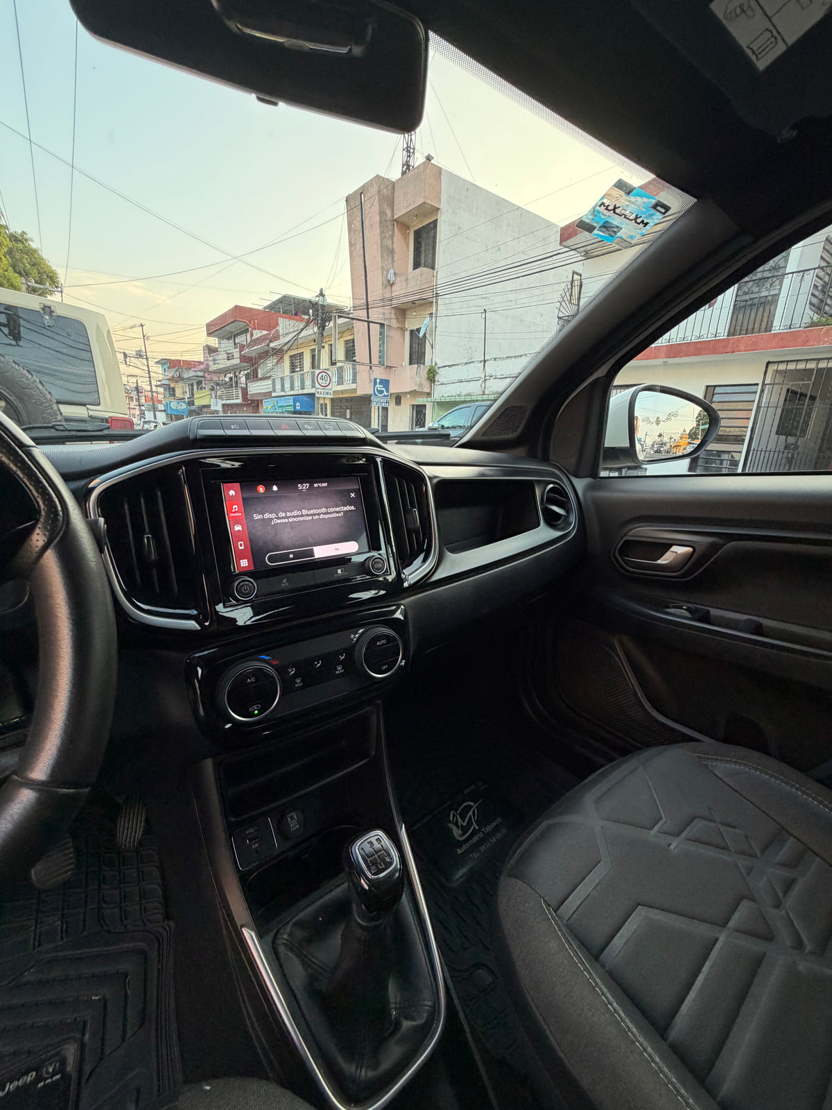 2023 RAM 700 Laramie