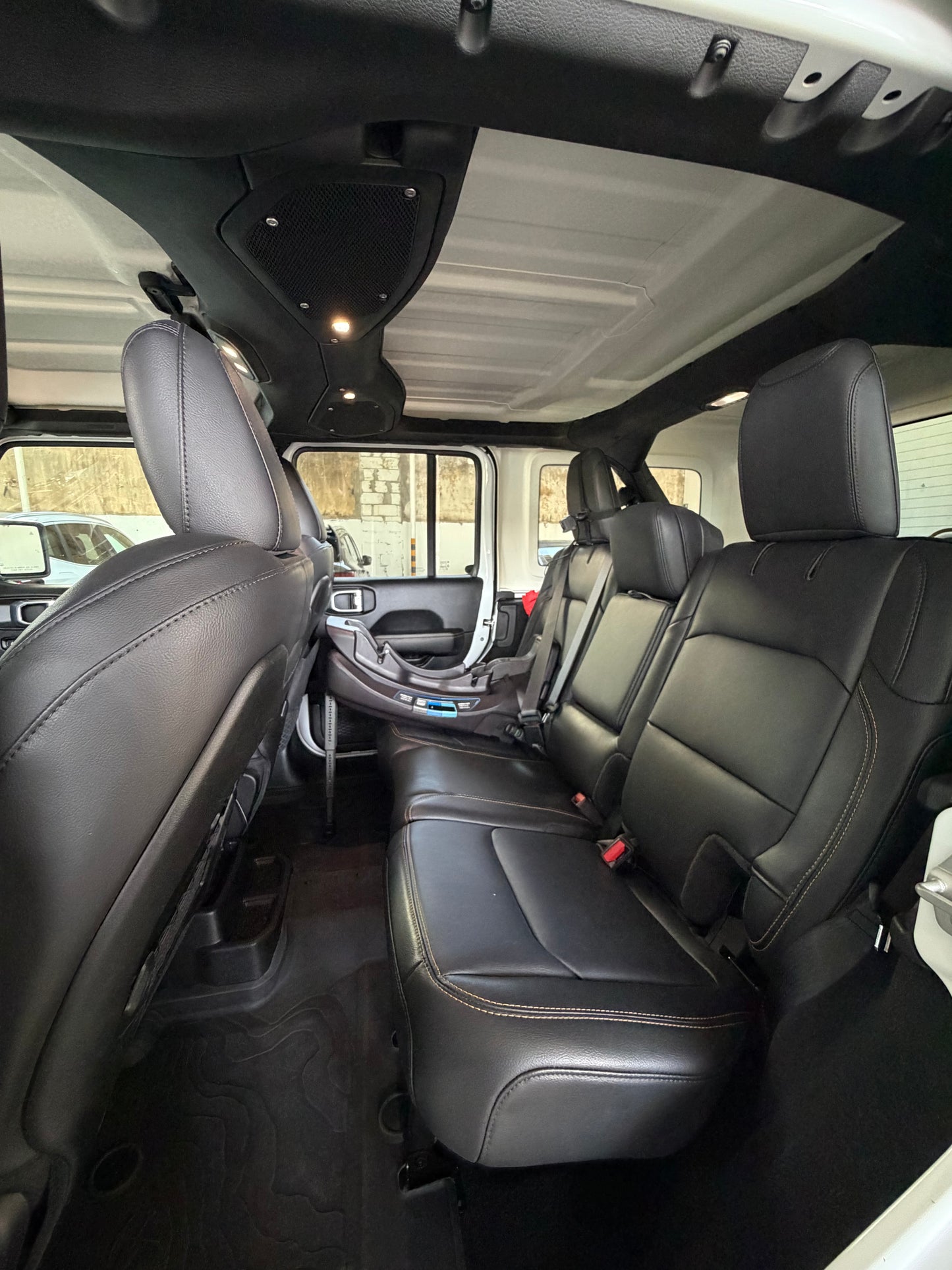 2024 Jeep Unlimited Sahara
