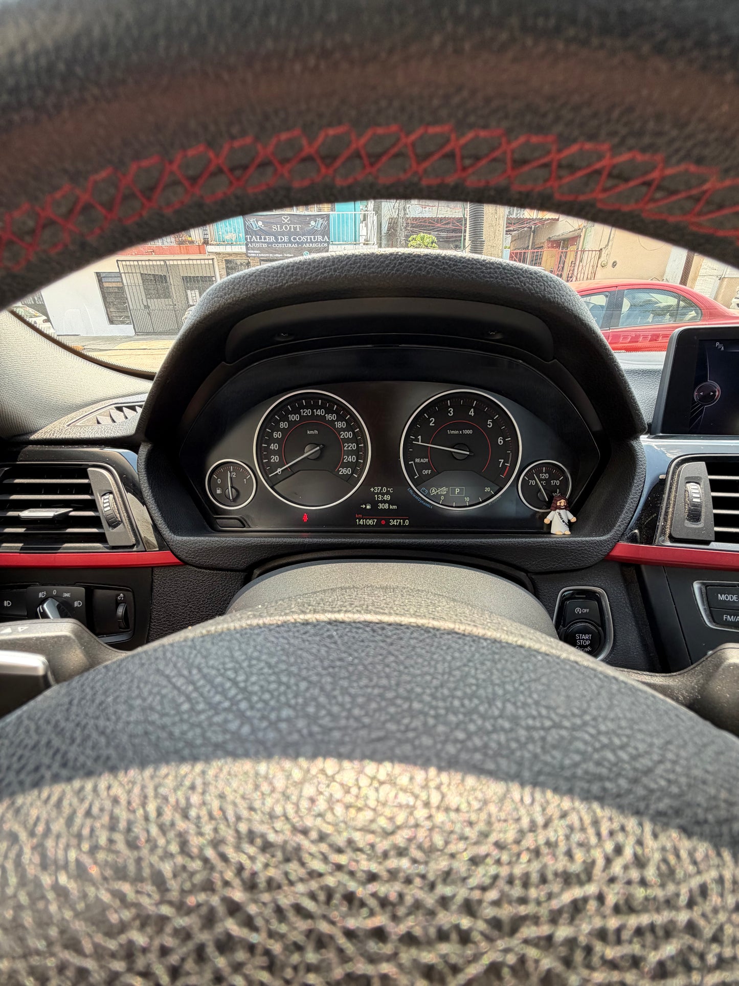 2014 BMW 328 automático