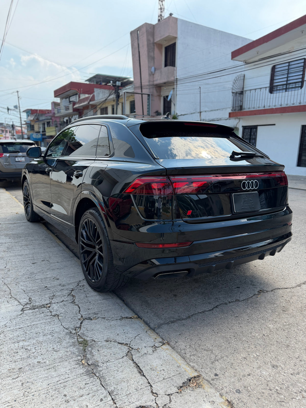 2025 Audi Q8 E PHEV
