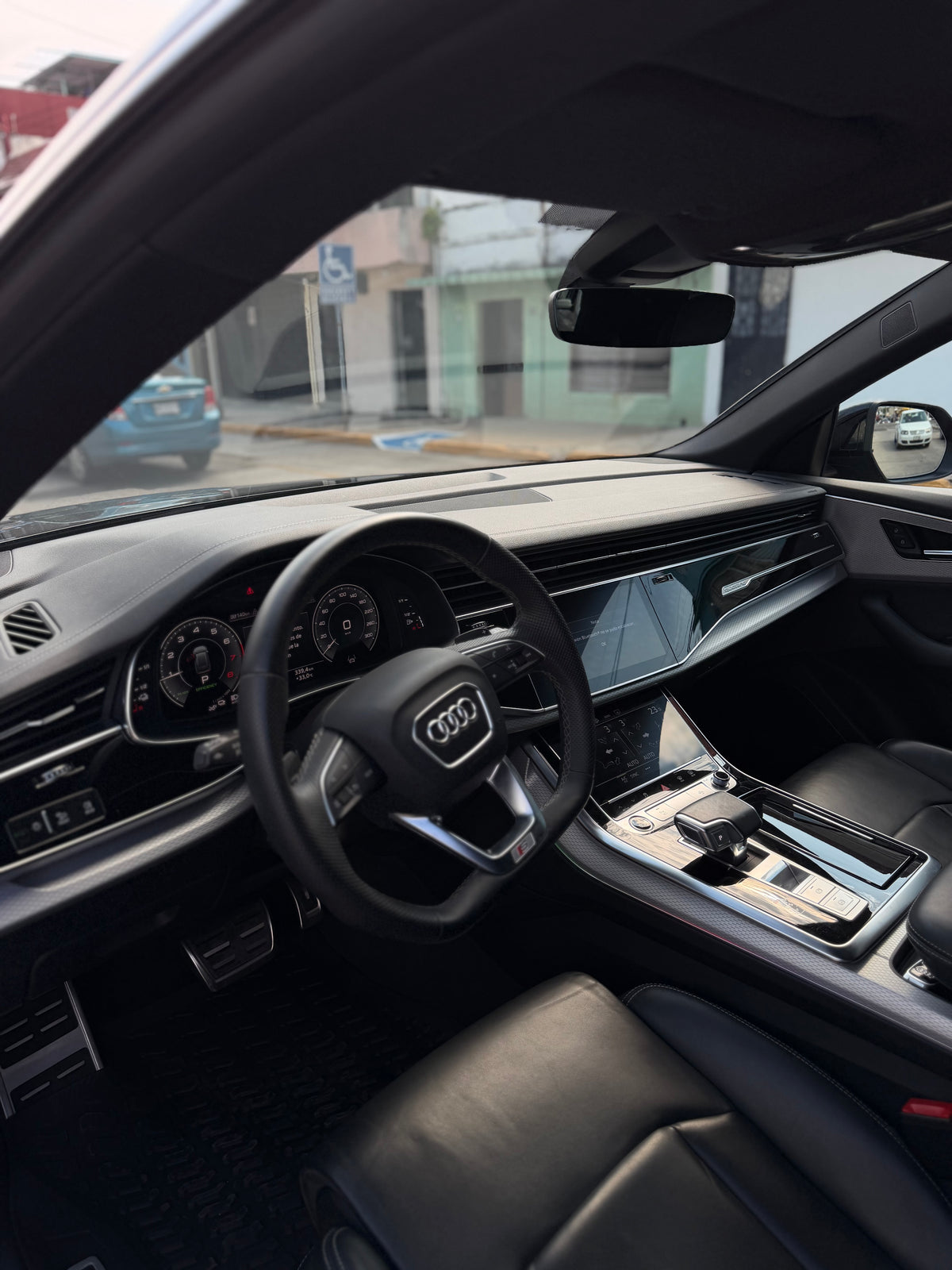 2025 Audi Q8 E PHEV
