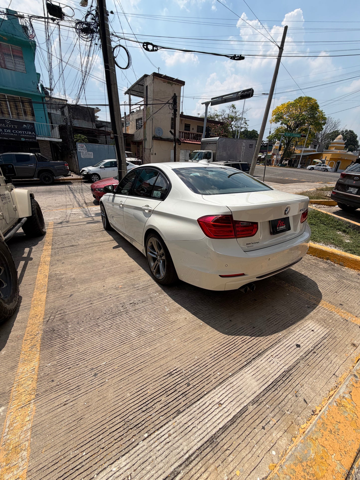 2014 BMW 328 automático