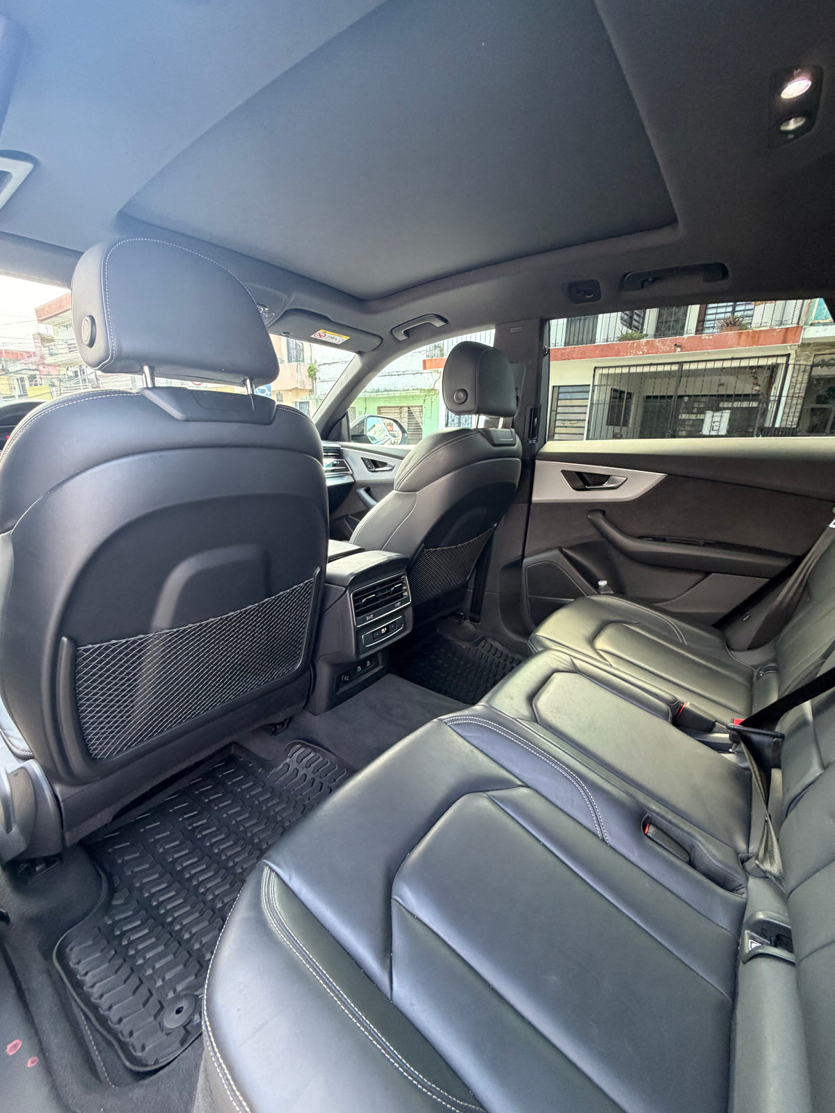 2025 Audi Q8 E PHEV