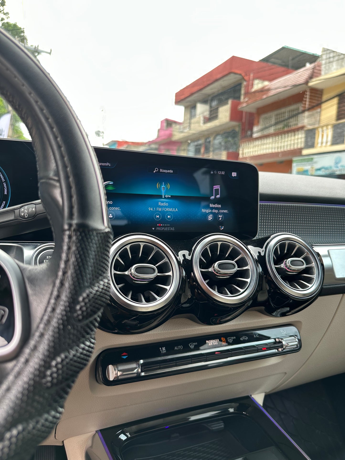 2020 Mercedes Benz GLB 250 7 Personas