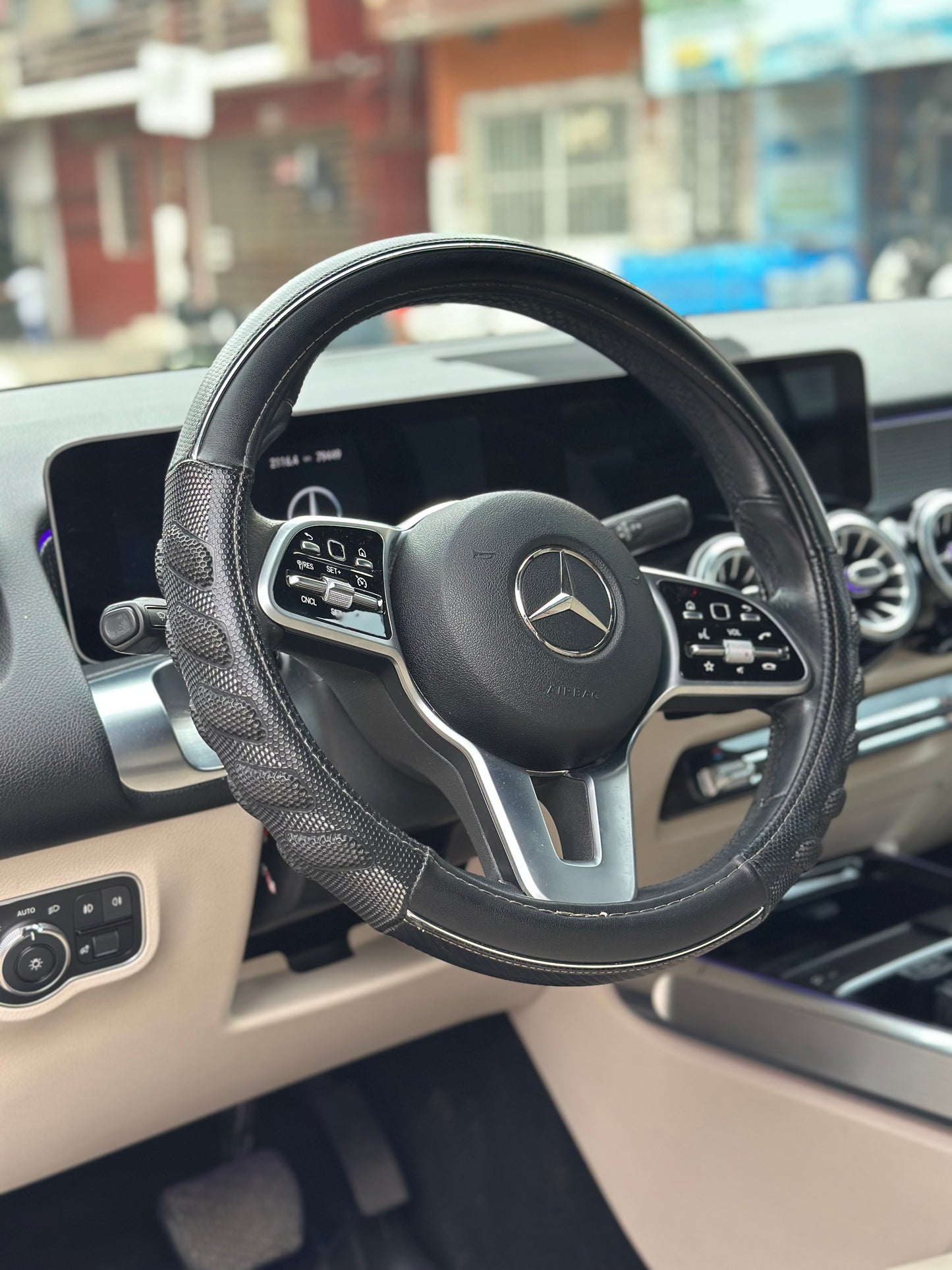 2020 Mercedes Benz GLB 250 7 Personas