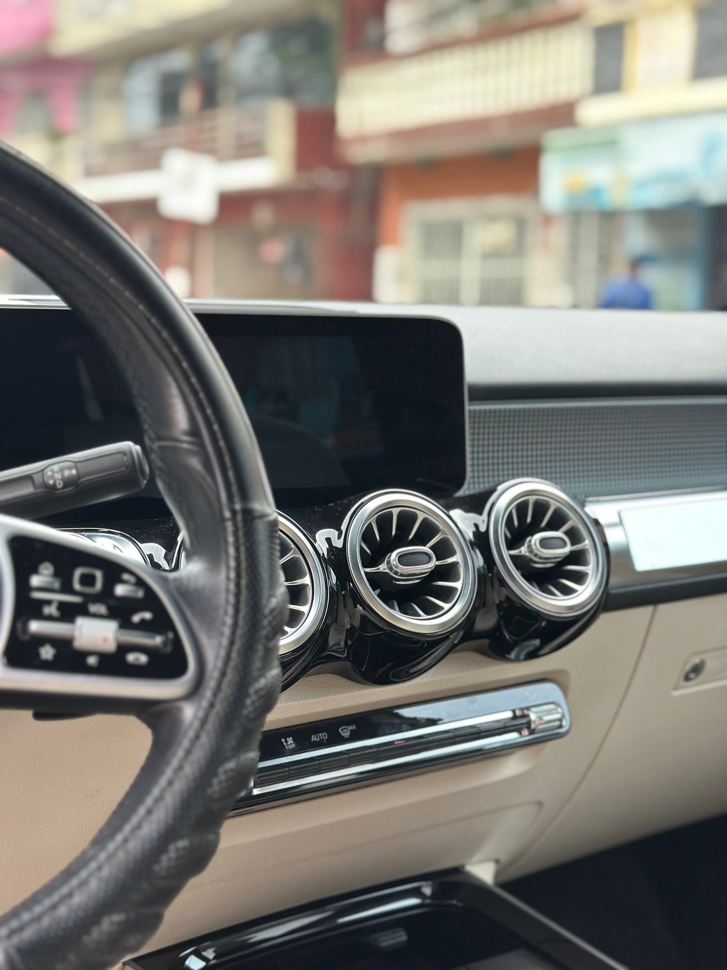 2020 Mercedes Benz GLB 250 7 Personas